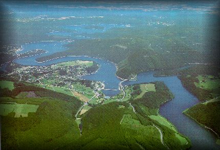 Rursee , direkt am Nationalpark Eifel